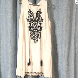 Off white Sleeveless Dress Navy Embroidery Chic connection boho summer vacation